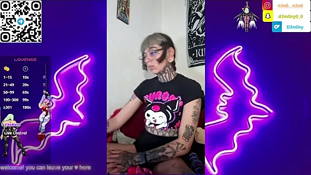 d3m0ny0_0 webcam