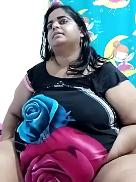 susanaeshwar (F milf) - time to fuck this curvy hot woman