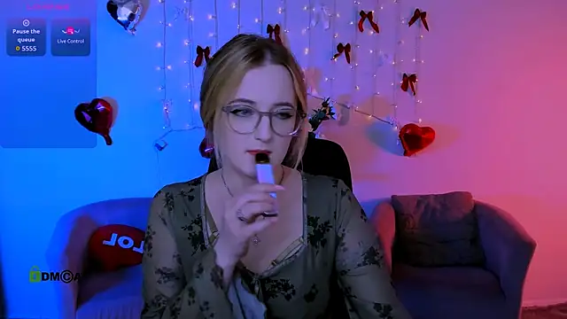 luna_berryy - Luna_berryy's free webcam - UK Sex Cams