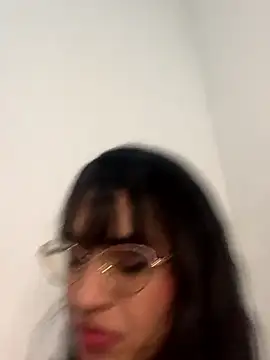 Webcam Model (ValentinaEvanz)  is live.Free join now!