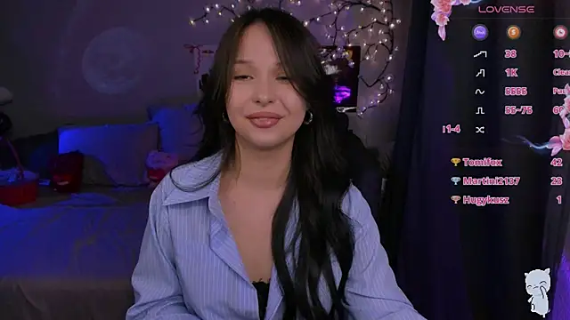 softymooon - SoftyMooon's free webcam - UK Sex Cams