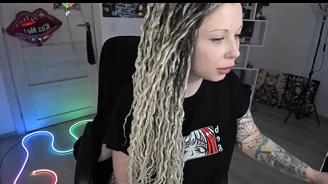 HoneySallyMoore webcam