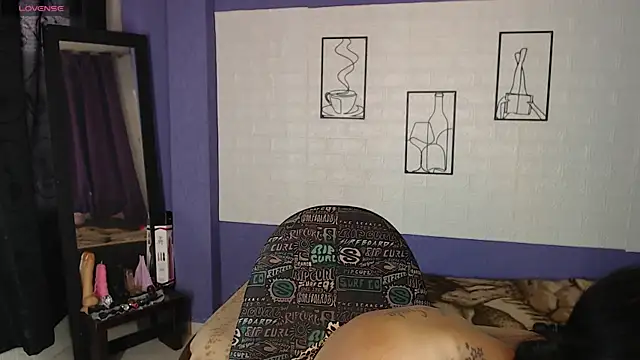 skinny_yizz - Skinny_Yizz's free webcam - UK Sex Cams