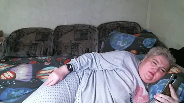 lana555 - Lana555's free webcam - UK Sex Cams