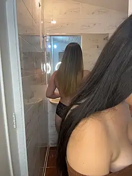 Antonella_Julieta webcam