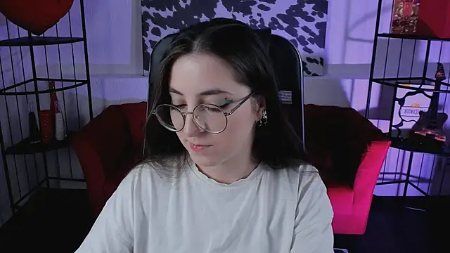 virtuallvoyant - VirtuallVoyant's free webcam - UK Sex Cams