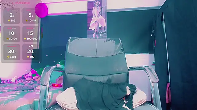 Kendall_hornyy webcam