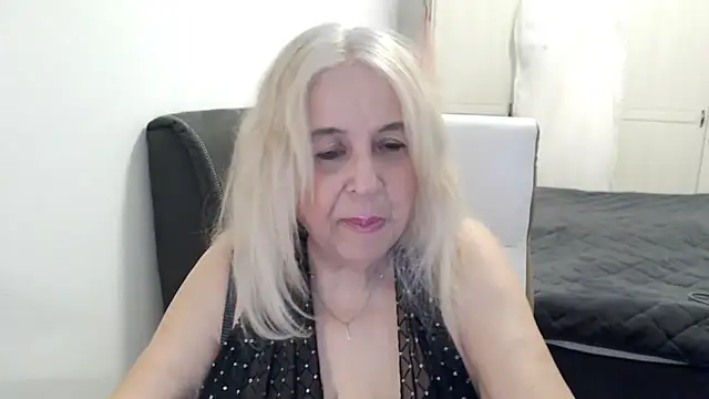 susilifexxx - SusiLifeXXX's free webcam - UK Sex Cams