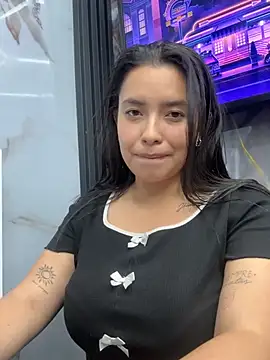 Miss_Bella_Flame webcam