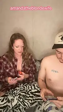 amandatheblondewife - Amandatheblondewife's free webcam - UK Sex Cams