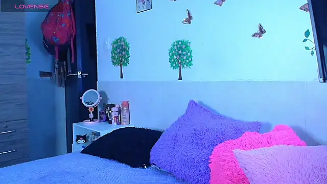 emily_cooper_t webcam