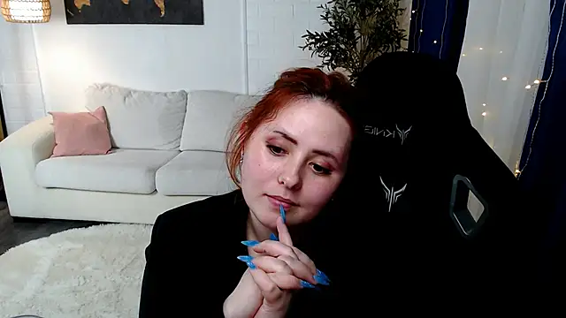 Hennessy_bunny webcam