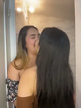 Antonella_Julieta webcam