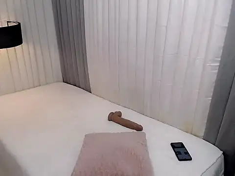 Xhugejerkingtrans webcam