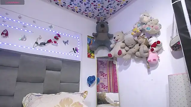 Sharloth_milf webcam