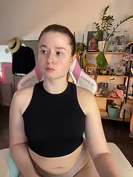 sweetest_pie - Sweetest_pie's free webcam - UK Sex Cams