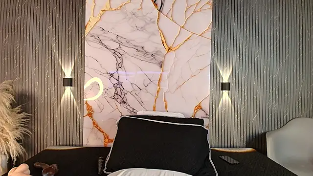 big_tits_in_your_face webcam