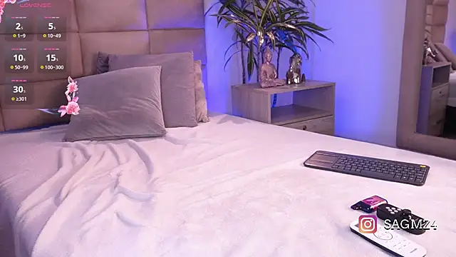 sara__gomez (F teen) - Cowgirl (ride front)