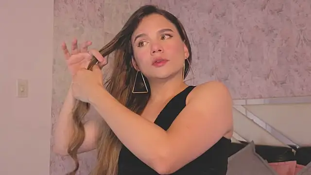 april_summer_ webcam