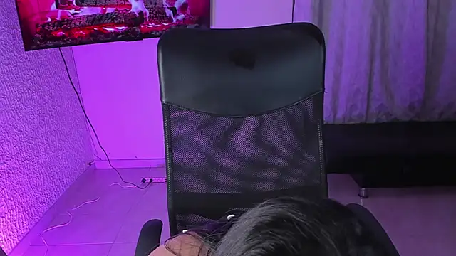 PaulinaBelushi webcam