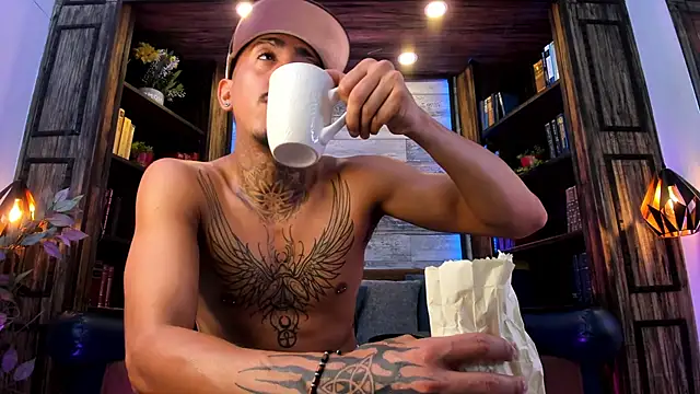 Donovan_Desmond webcam