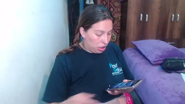 layanafuckass webcam