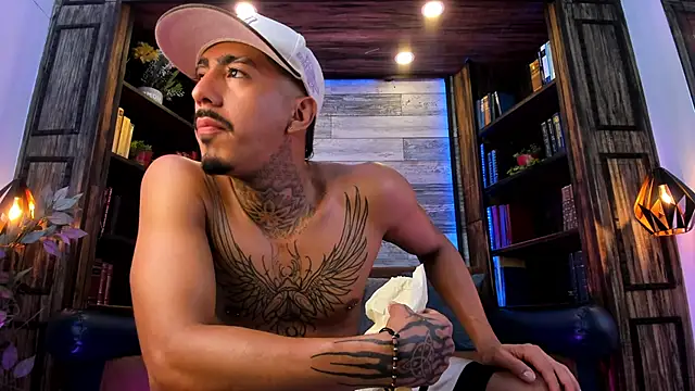 Donovan_Desmond webcam