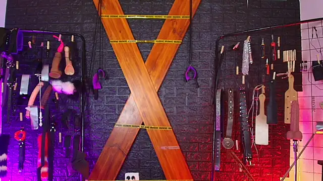 Mistress_lexi_bdsm webcam