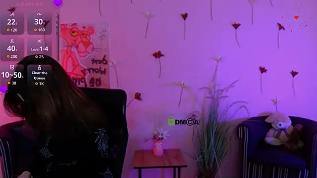 liana_kisses (F teen) - doggy in panties♥