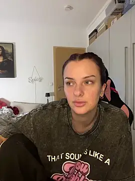 oliviaafischer (F young) - SELF TAN NAKED (obviously) + last 4 vid