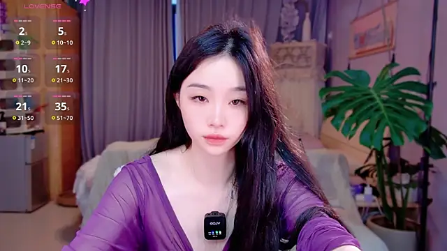 美女JaeHartMorn在线直播
