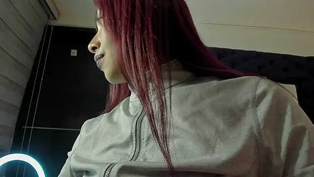 melanie_roux__ webcam