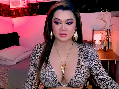 asiankatyhuge webcam