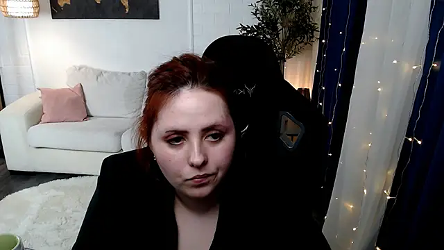 Hennessy_bunny webcam