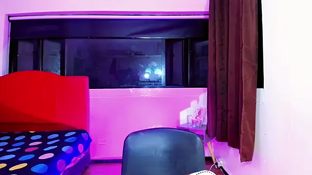 Britany_montiel webcam