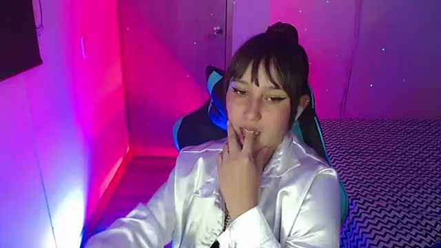 Skarlet_Adams28 webcam