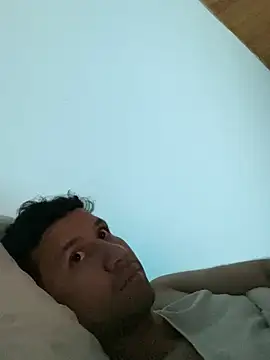 Michaell_Spinelly webcam