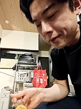 whitebriefboy webcam