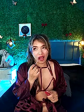Kiaraa88 webcam