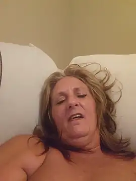 SultrySummer68 webcam