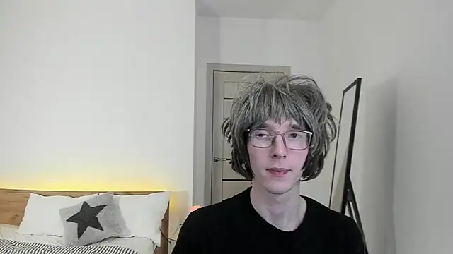 schizophrenic_dog webcam