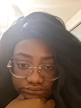 Str3wberipoundCake webcam