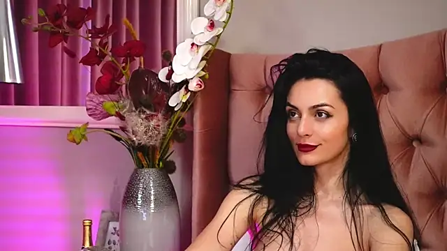 ladyanyaa - LadyAnyaa's free webcam - UK Sex Cams