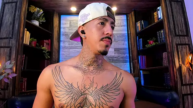 Donovan_Desmond webcam