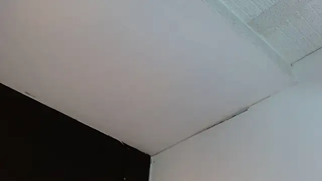 Princess_Mia1126 webcam