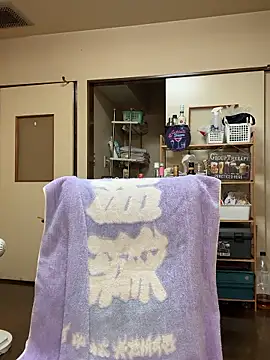 SaneService9's live cam