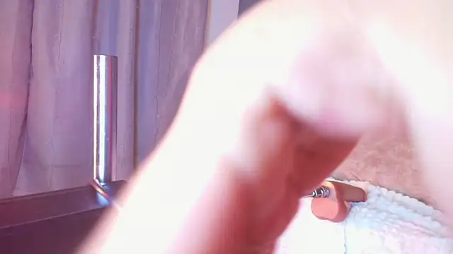 jade_brunnette webcam