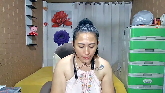 filipina_desire - Filipina_Desire's free webcam - UK Sex Cams