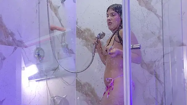 bellaconti1 - BellaConti1's free webcam - UK Sex Cams