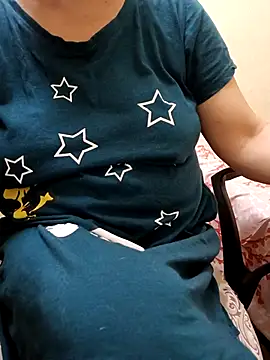 Ratna-777 live sex cam